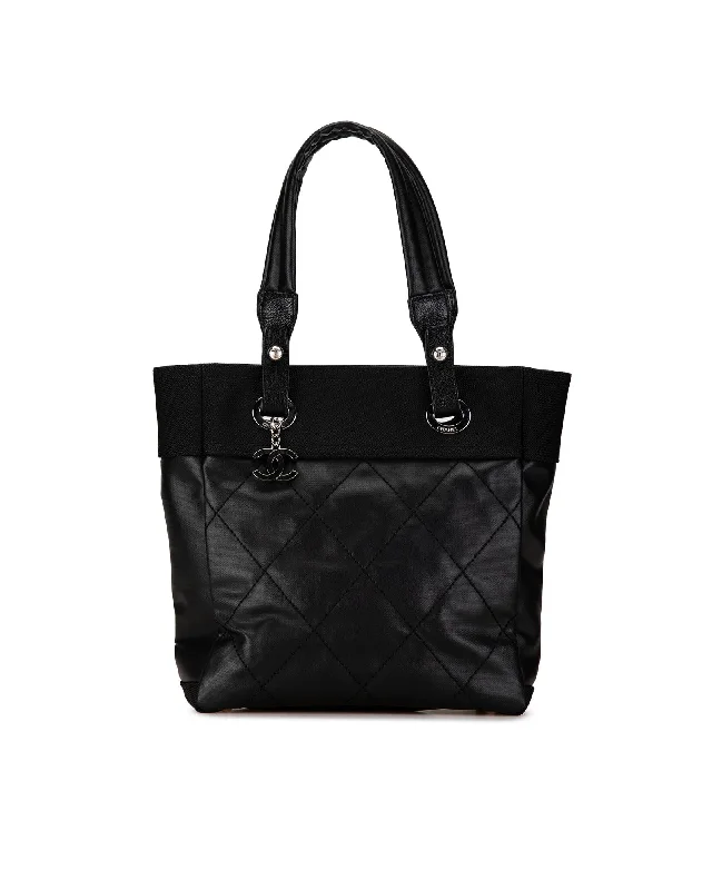 Quilted Tote Bag with Top Zip Closure